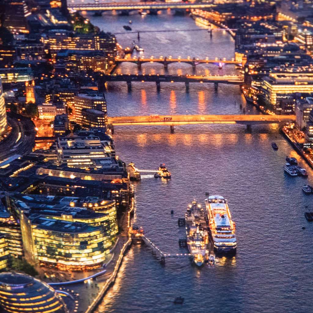 London at night framed wall art